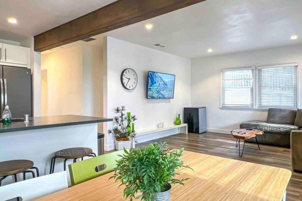 ロサンゼルス Hillside Silverlake - Echo Park And Free Parkingヴィラ エクステリア 写真